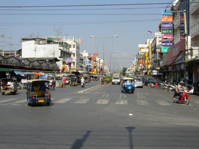 A Busy Street In Ayuthaya