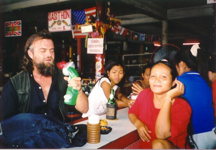 An Irishman Enjoying Craig' Handheld Fan (Pattaya)